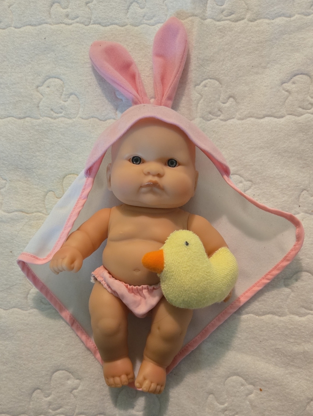 2005 Berenger Lots To Love Babies Baby Doll With Yellow Duck